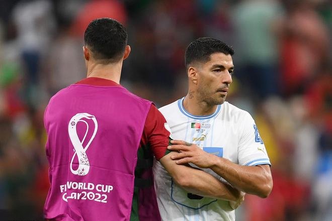 39岁佩佩轻松拿捏1亿神锋!超感人一幕:C罗为他戴上队长袖标