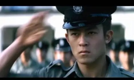 《无间道》里,为什么陈冠希要撞死刘嘉玲?