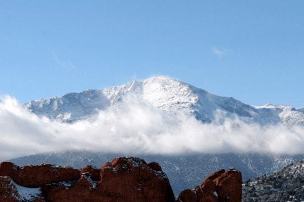 如履薄冰的意思是什么意思