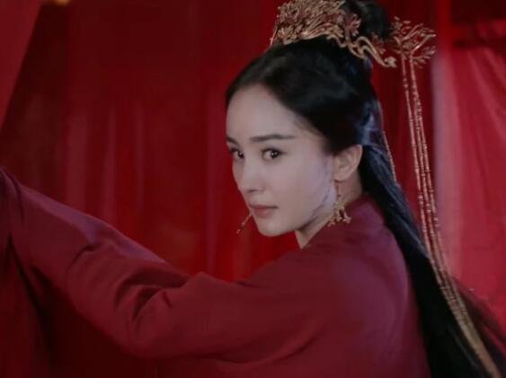 斛珠夫人海市最后和谁在一起了