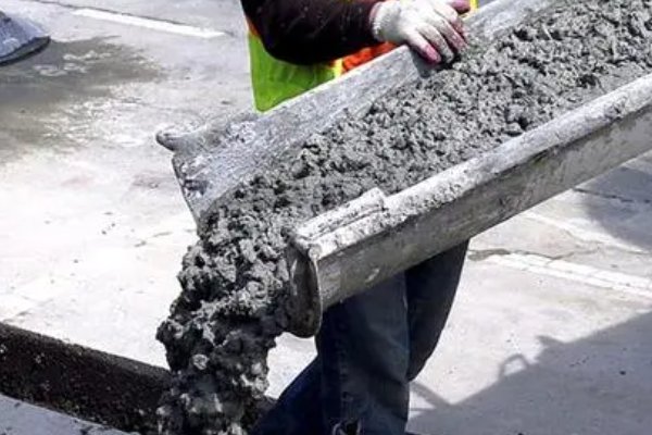 混凝土密度是多少kg每立方米