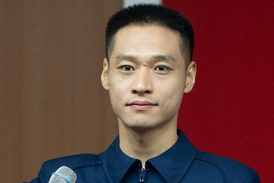 十七号载人飞船是哪三个飞行员