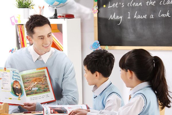 first choice什么意思