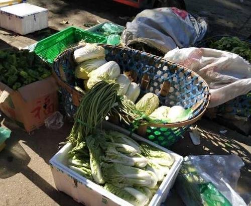 骑手回应代买调包6个菜一事，他给出的原因是什么？