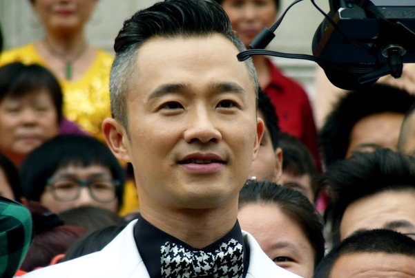 东方卫视主持人集体翻车,发生了什么?涉及到了哪些主持人?