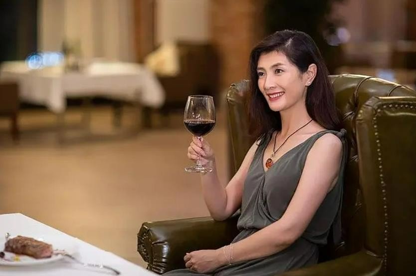 女生说你猜高情商怎么回复