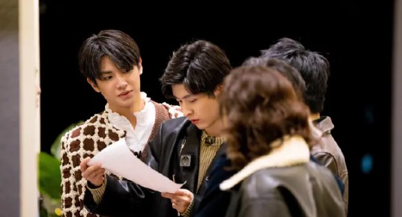 综艺节目《大侦探》官宣暂停播出，背后的原因有哪些？