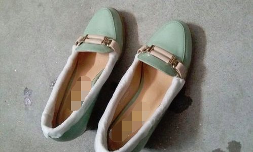 新买的鞋后鞋帮卡脚脖子怎么办?