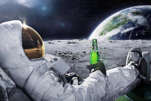 在月球上睡24小时，相当于地球的多少年？