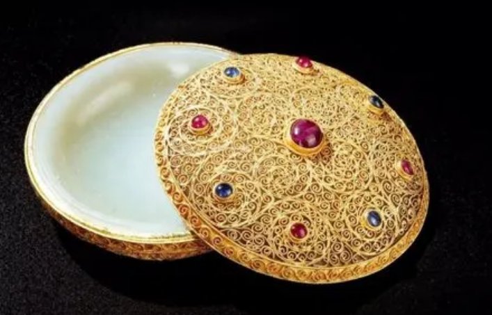 镶的拼音和组词和部首