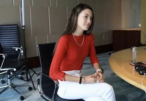 谷爱凌劝女孩不要节食减肥，正确的减肥方式是怎样的？