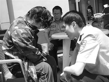 如何看待济南女孩欲轻生民警急得想揍她这件事？