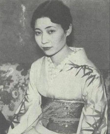 溥仪的弟媳是谁？她有什么风流韵事？