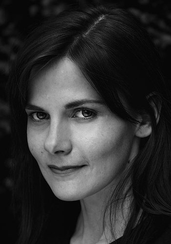 露·布瑞丽的介绍