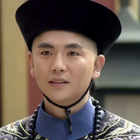 影视作品《甄嬛传》里面的温实初为什么要自宫?