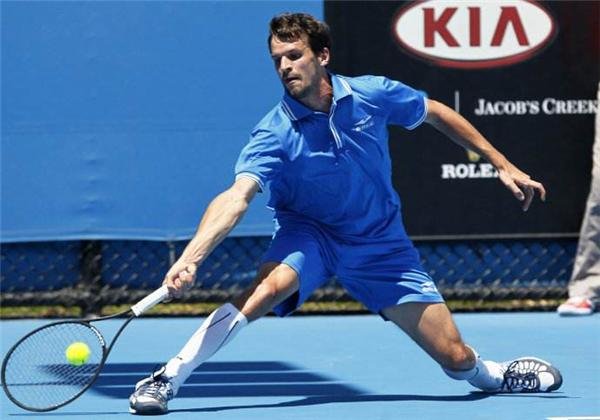 女网选手喜欢把网球塞进裙子里,究竟是为什么呢?