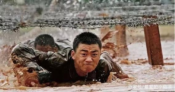 《士兵突击》里许三多最后结局是什么？是老a还是长官？