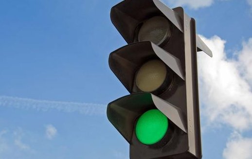 开绿灯在是现实是生活中的意思是什么