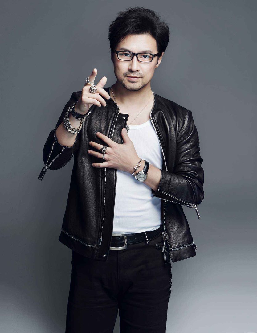 汪峰寸头造型太惊艳，去油成功变精神小伙，网友对他的新造型有何评价