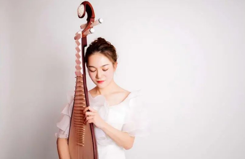 琵琶中的琵和琶最初指的是