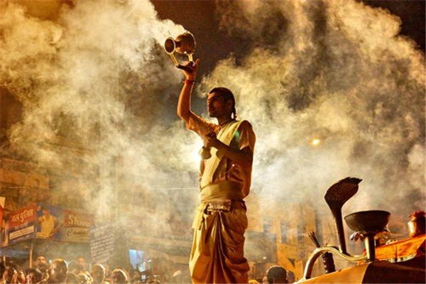 历史上这个国家不让人民吃牛肉，背后到底有什么隐情？