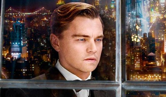 了不起的盖茨比中，盖茨比最初的工作是做什么的？