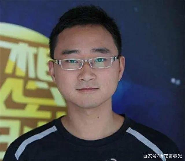 他用甲骨文写高考作文,仅得6分却被985破格录取,后来发展如何?