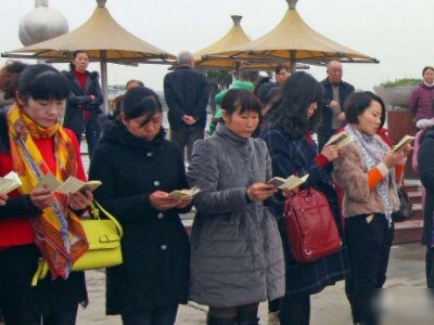 善男信女是什么意思啊？