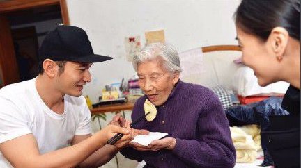 黄晓明参加过哪些公益活动？