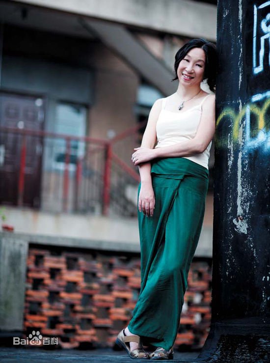 陈丹青和陈丹燕是亲戚吗?