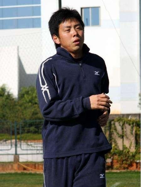 泰达队史名将迟嵘亮，曾被质疑踢不好球，现如今在做什么？