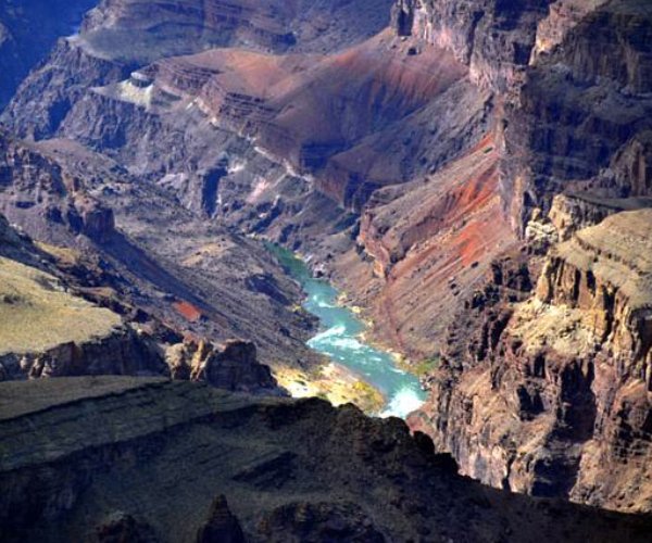 被称为“天下奇观”的景色有哪些