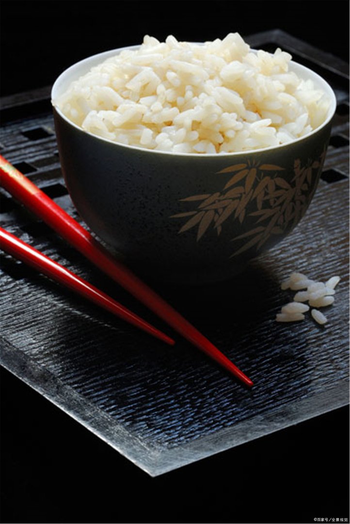 炒米饭怎样才能炒成一粒一粒的而且不硬?