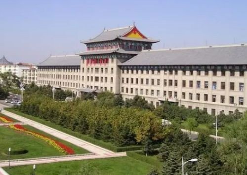 宁陵中学的纪湘是什么人？