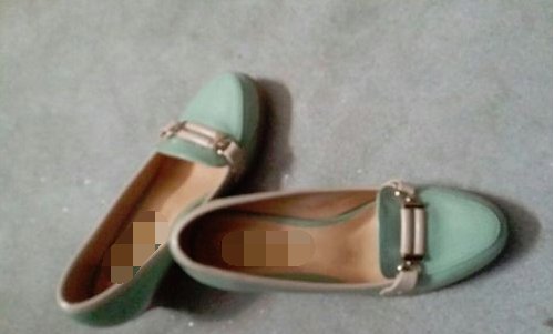 新买的鞋后鞋帮卡脚脖子怎么办?