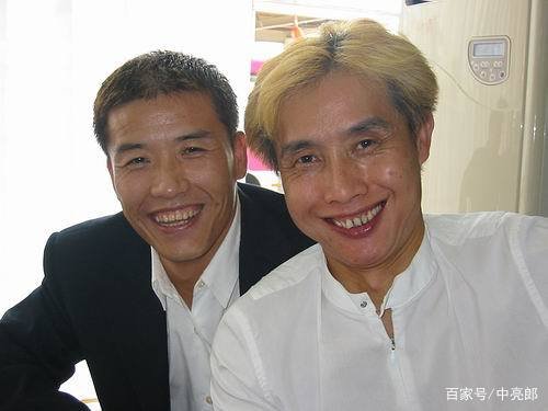 《乡村爱情1》里的“赵四”，你还记得吗？离开赵本山的他，如今如何了？