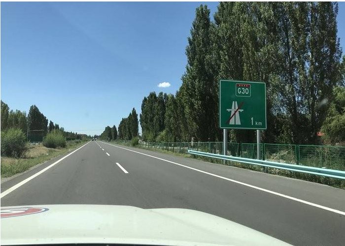 高速公路的起点和终点标志分别是什么?