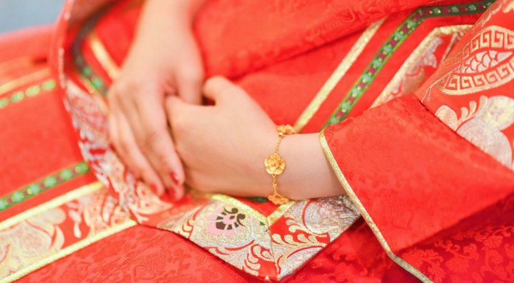 绍兴婚礼习俗是绍兴取得本地老人传承下来的结婚的风俗习惯，有哪些风俗呢？