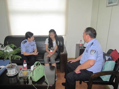 如何看待济南女孩欲轻生民警急得想揍她这件事？