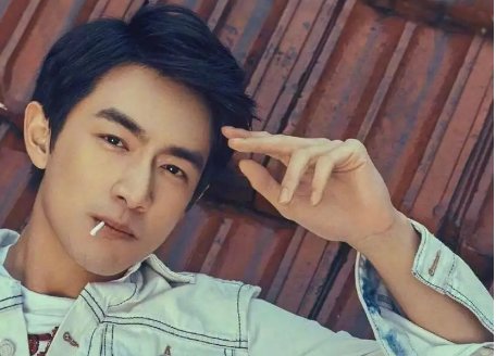 林更新最初也是唐人的艺人，他当初离开唐人的理由是什么？