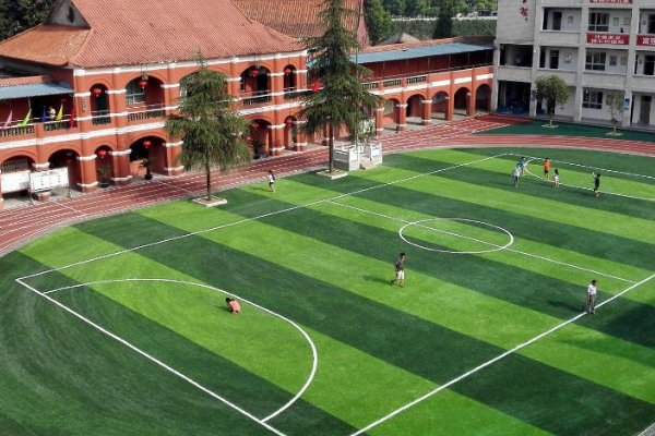 椒江书生小学的收费标准是多少？