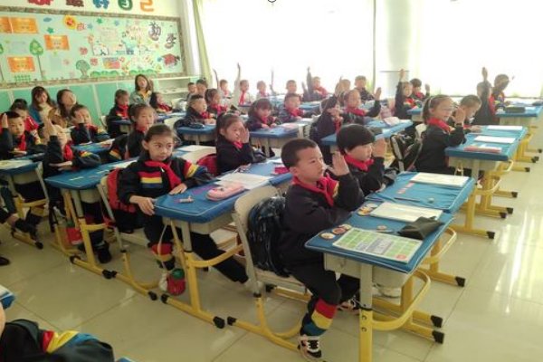 下言长相忆上一句