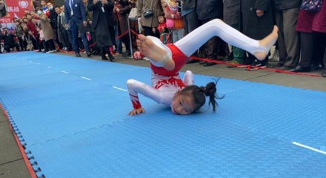 川妹子一天破了3个世界纪录,她是怎么做到的?