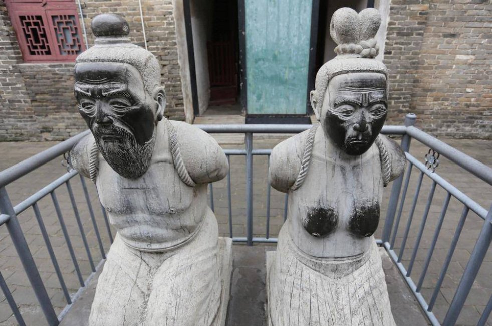 南州冠冕指的是谁