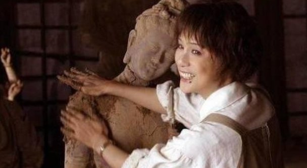 李建群的第一任老公是谁,为何她一生无子女最终成遗憾?