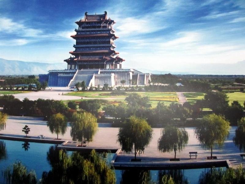 “白日依山尽 ，黄河入海流。欲穷千里目,更上一层楼。”这首诗讲到的名胜是哪里