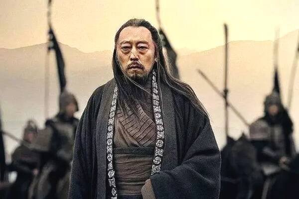 三国中最“二”的人是谁，为何说他最“二”？