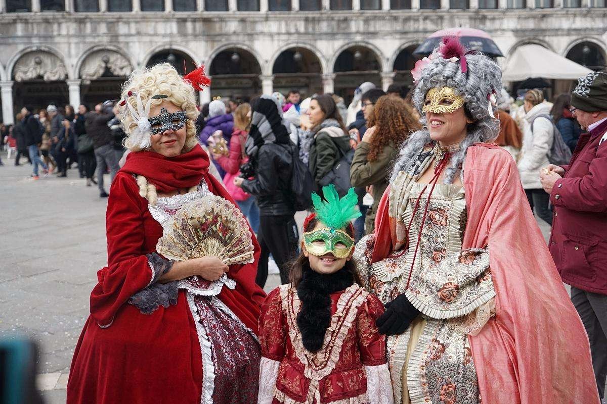 狂欢节的来历？