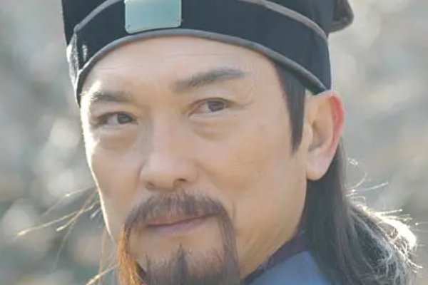 包青天系列电视剧里面其中有一部是讲包青天在阴间审案的事情，请问具体是哪一部电视剧啊