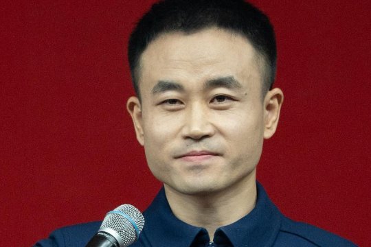 十七号载人飞船是哪三个飞行员